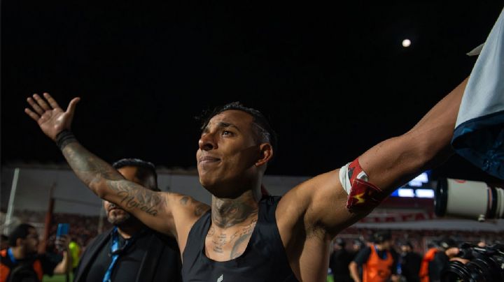 Sebastián Villa confirmó su salida de Independiente Rivadavia