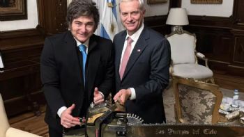 Kast propuso crear un corredor humanitario para devolver a los migrantes a sus países de origen