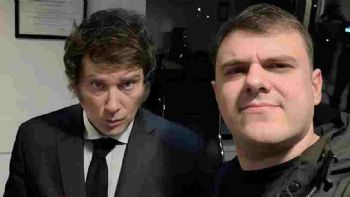 Milei cierra el año con influencers y militancia del núcleo duro