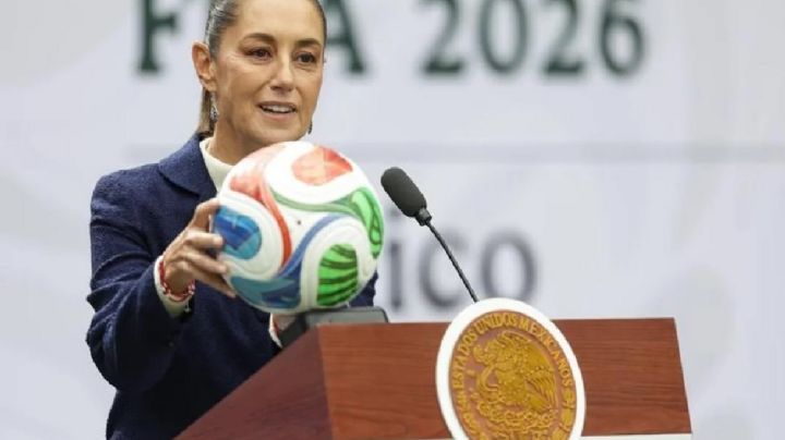 La presidenta de México no irá al Mundial y le regala su entrada a una niña