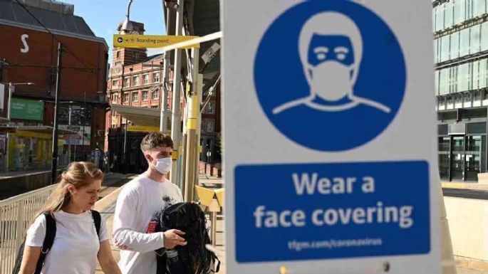 El Reino Unido prende alarmas por ‘super gripe’, advierte crisis sanitaria y ya usan barbijo