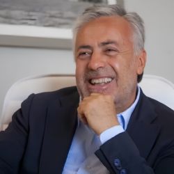 De gira: el motivo por el que Cornejo se ausenta dos semanas de la provincia