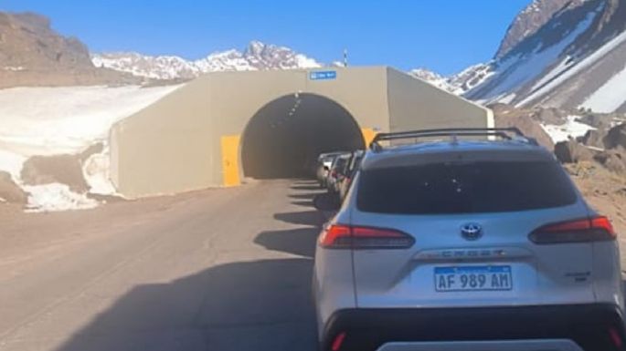 Demoras y caos en Los Libertadores: cortes en alta montaña