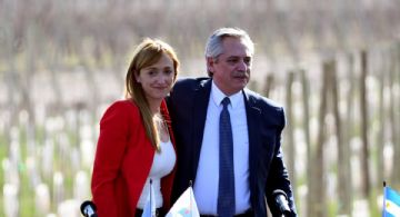 Alberto Fernández se hizo eco del  “Querida Argentina, lamento que su presidente sea un idiota”