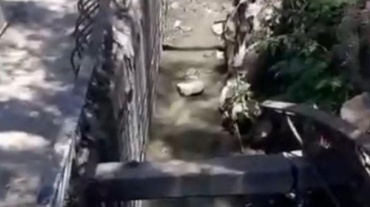 Alerta en Villa del Parque: aguas servidas y olores nauseabundos inundan la zona