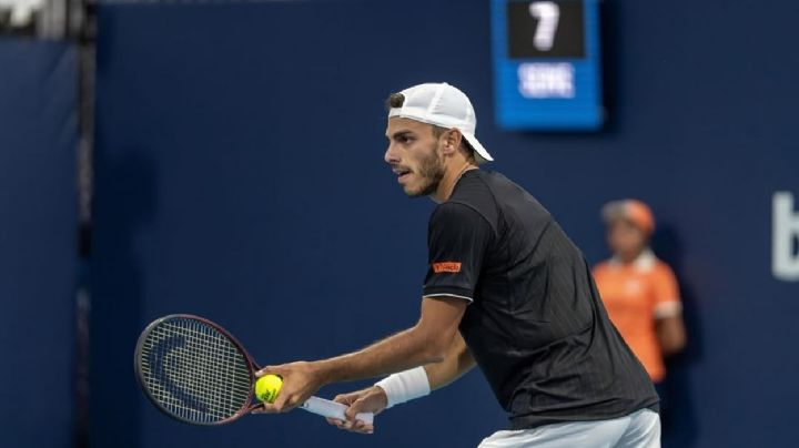 Francisco Cerúndolo dio el batacazo ante Medvedev y clasificó a los octavos de final 