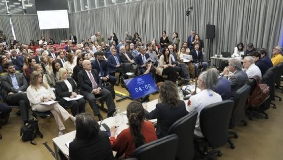 Afirman que la prensa no pudo ingresar a la audiencia por la ley de Glaciares: “No los dejan pasar”