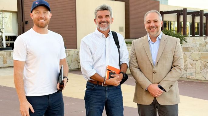 El tridente municipal que coquetea con abrir un frente común