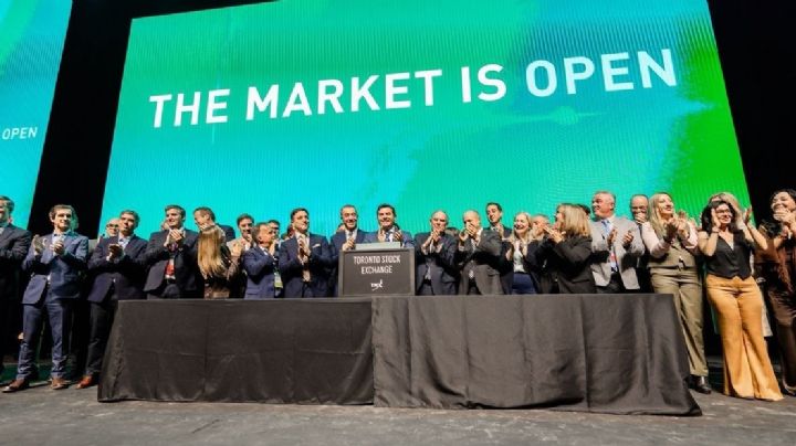Orrego tocó la campana del mercado bursátil de Toronto, que quiere financiar a la minería