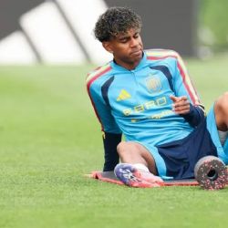 Alarma en la Selección de España: Lamine Yamal no se entrenó por una molestia