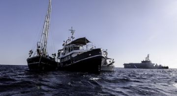 Barcos israelíes rodearon a la flotilla humanitaria Sumud Global