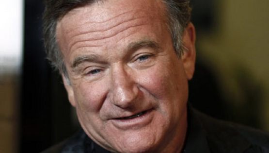 La hija de Robin Williams tuvo que pedir que le dejen de mandar videos de su padre con IA