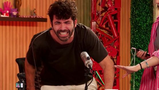 Nazareno Casero se probó un aparato que simula el dolor de ovarios: "No puedo con esto"