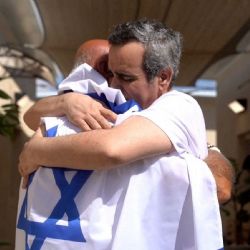 Rehenes israelíes que recuperaron la libertad revelaron sus padecimientos