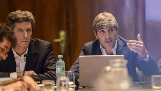 Caputo volvió a negar que el dólar esté atrasado