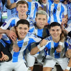 Prestianni, picante: "Que siga el público en contra que es cábala"