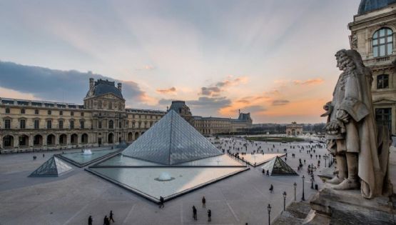 Museo del Louvre: cinco nuevos sospechosos fueron detenidos