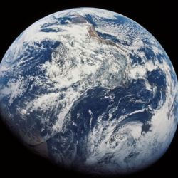 Un estudio de NASA reveló que la Tierra ha perdido su simetría: cuáles son la consecuencias