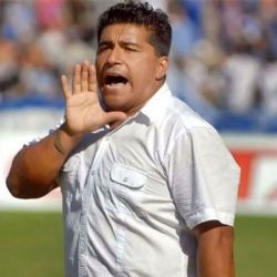 Godoy Cruz echó a Ribonetto y contrató de inmediato al Turco Asad