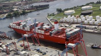 En febrero cayó el intercambio comercial y el superávit fue el menor en 8 meses