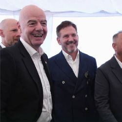 Gianni Infantino prometió llevar un Mundial a Bolivia