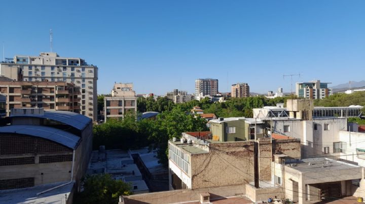 Mendoza bajo alerta: el SMN advierte por viento Zonda y tormentas