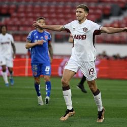 Lanús ganaba 2 a 0, pero le regalaron un penal a la U y terminaron 2 a 2