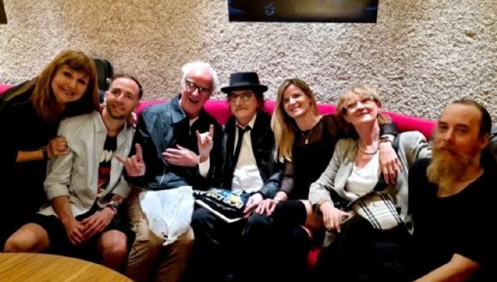 Charly García cumplió 74 años y sus fans lo celebraron a lo grande