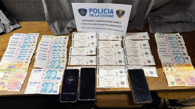 Dos guías de turismo vendían entradas falsas a 100 euros para ver a Huracán