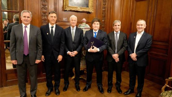 Que exhibió Javier Milei ante los enviados de J.P. Morgan