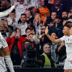 Real Madrid derrotó al Barcelona en el clásico de España