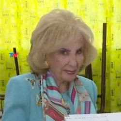A sus 98 años, Mirtha Legrand fue a votar "con ganas de llorar pero de alegría"