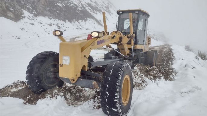 Sorpresiva nevada tardía en Vallecitos