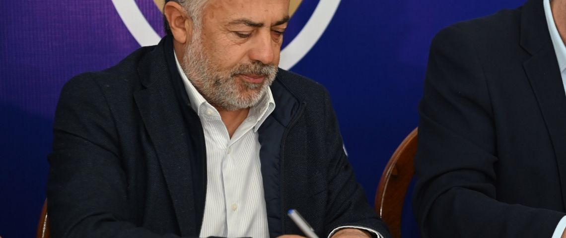 Cornejo volvió a usar la lapicera para acomodar a otros exlegisladores