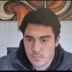 Condenaron por abuso a alumnos a un docente pero se escapó en plena audiencia