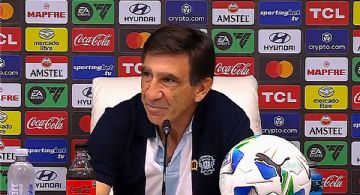 Gustavo Costas, dolido tras la derrota de Racing: “Defraudé a mi gente”