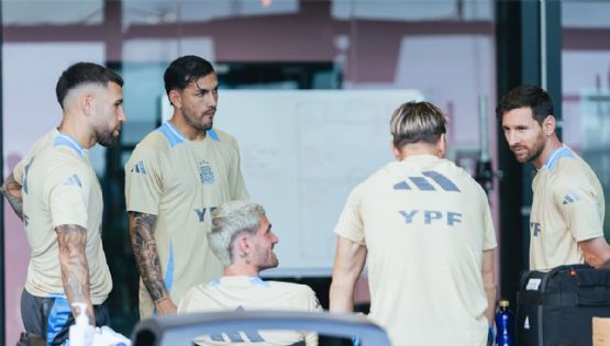 Con Messi y De Paul, la Selección argentina inició su concentración