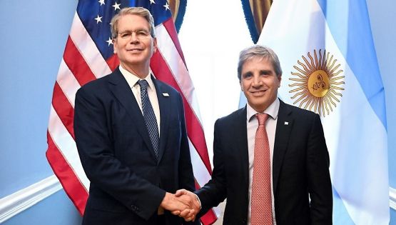 Se esperan anuncios sobre el paquete financiero de Trump mañana cuando vuelva Caputo