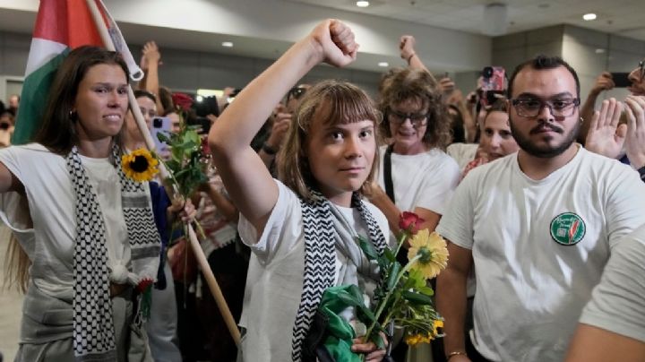 Greta Thunberg llegó a Atenas junto con otros miembros de la flotilla