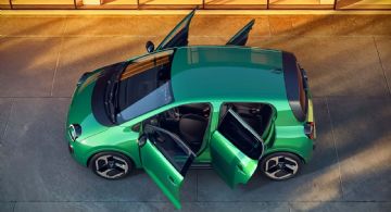 La vuelta de un clásico: el Renault Twingo se renueva con un diseño futurista 