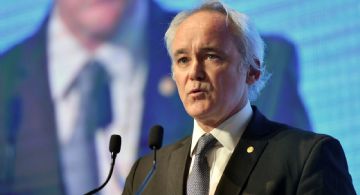 Afirma que las restricciones cambiarias no “tardarán en ser levantadas”