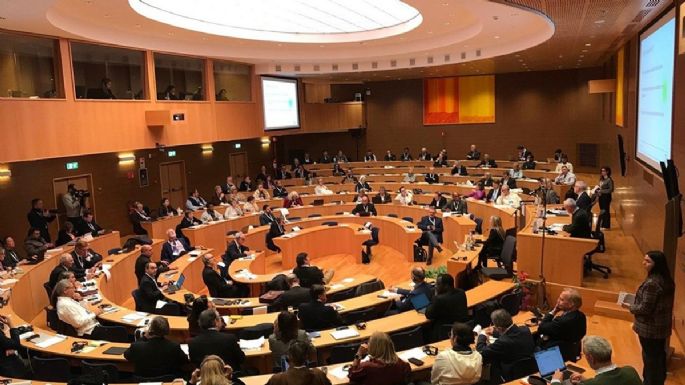 La IA no puede sustituir competencia y responsabilidad del médico