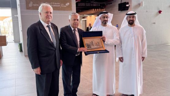 Cornejo regresó de Abu Dhabi y se reunirá con Santilli