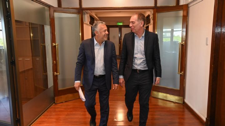 Cornejo se reunió con Santilli y anunció una millonaria obra de agua potable
