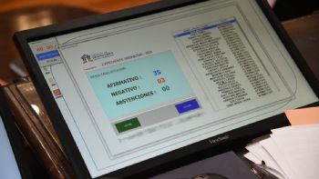 Cornejo celebró la aprobación del Presupuesto 2026 y el PJ votó partido