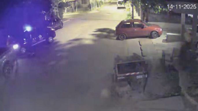 Inseguridad y robo fallido en el barrio Fuchs: las cámaras de un vecino captaron la persecución