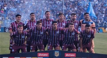 La maldición del Feliciano Gambarte: el Tomba descendió sin ganar en casa