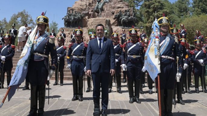 El oficialismo le vació el acto a Luis Petri en el Cerro de la Gloria