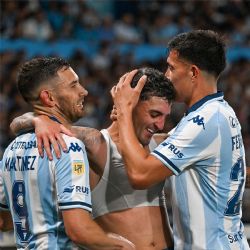 Racing tuvo su revancha ante el peor River de los últimos años