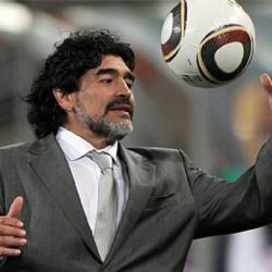 Caruso Lombardi: “Si Maradona viviera cuestionaría el presente del fútbol argentino”